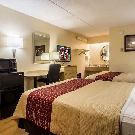 Red Roof Inn Detroit Metro Airport - Belleville Luaran gambar