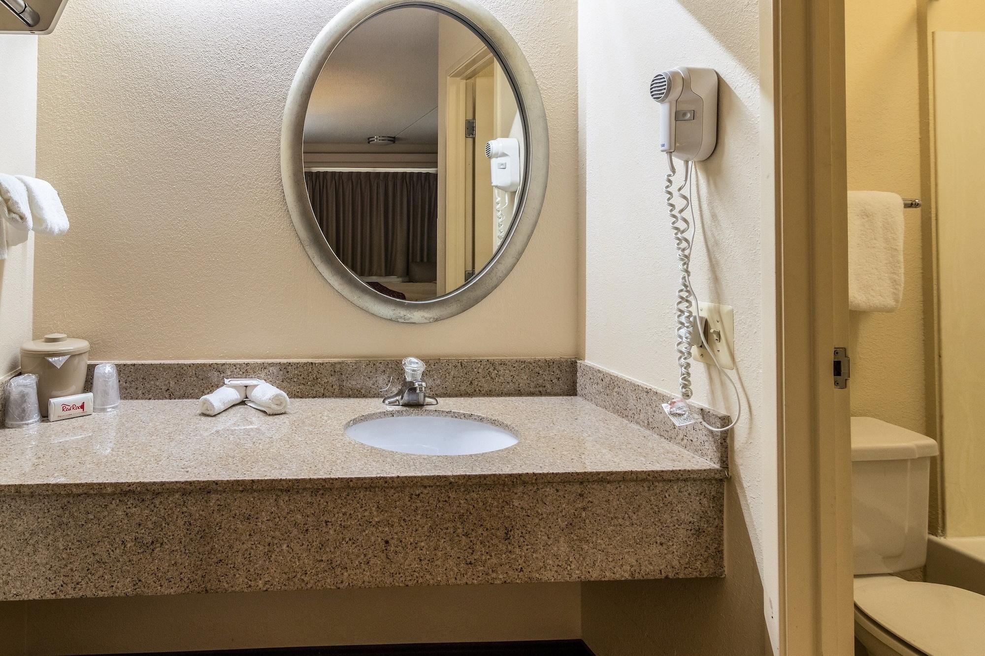 Red Roof Inn Detroit Metro Airport - Belleville Luaran gambar