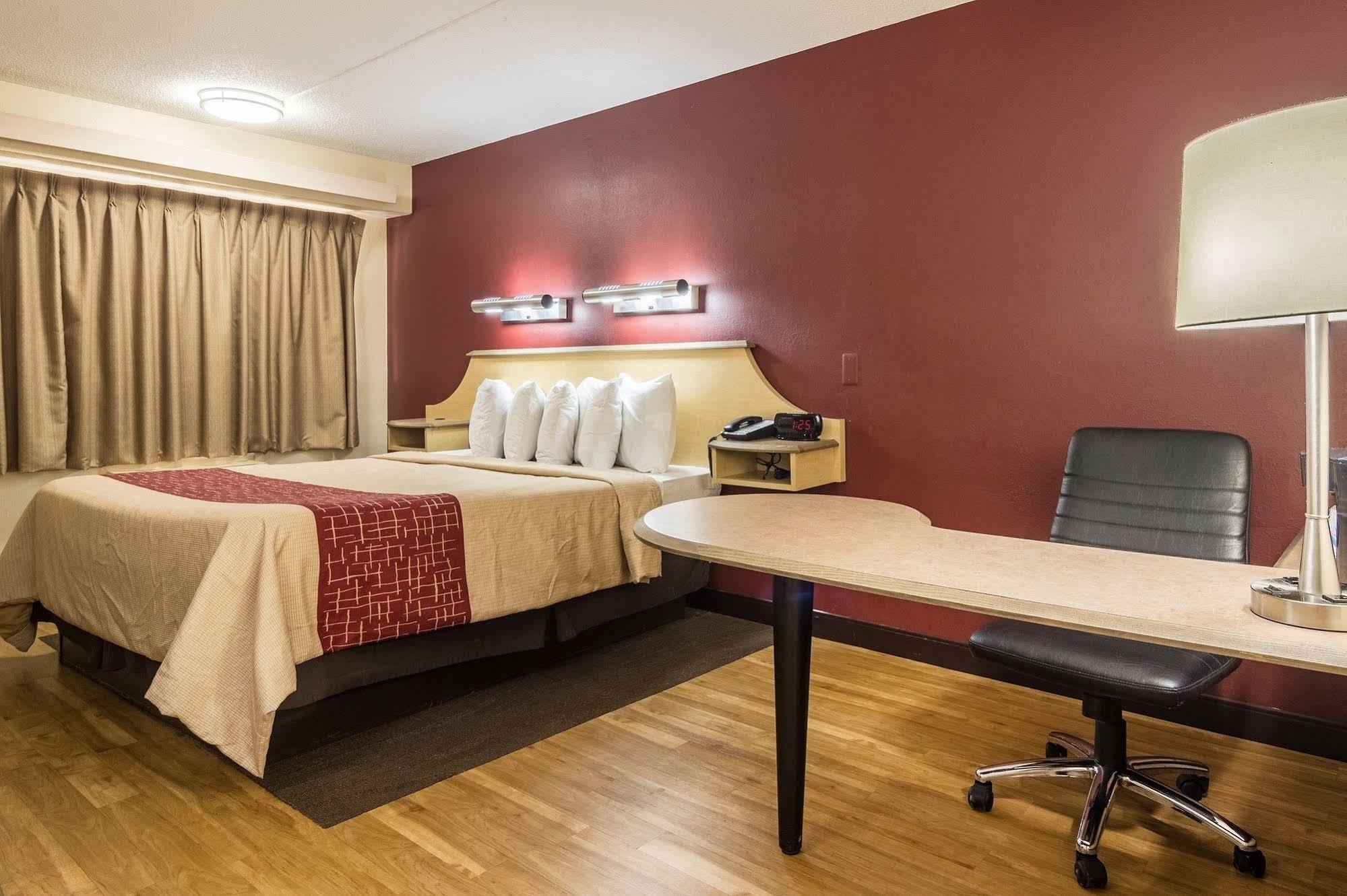 Red Roof Inn Detroit Metro Airport - Belleville Luaran gambar